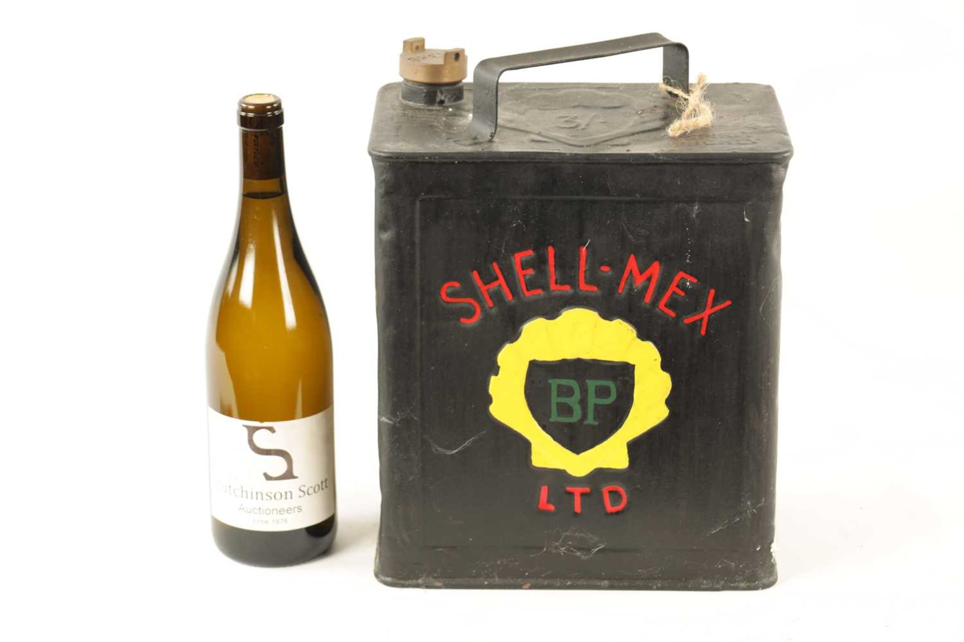 A VINTAGE 'SHELL BP' PETROL CAN - Image 2 of 4