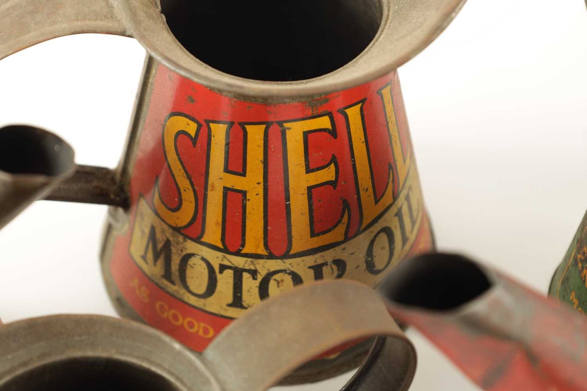 A COLLECTION OF FIVE VINTAGE MOTOR OIL CANS - Image 5 of 8