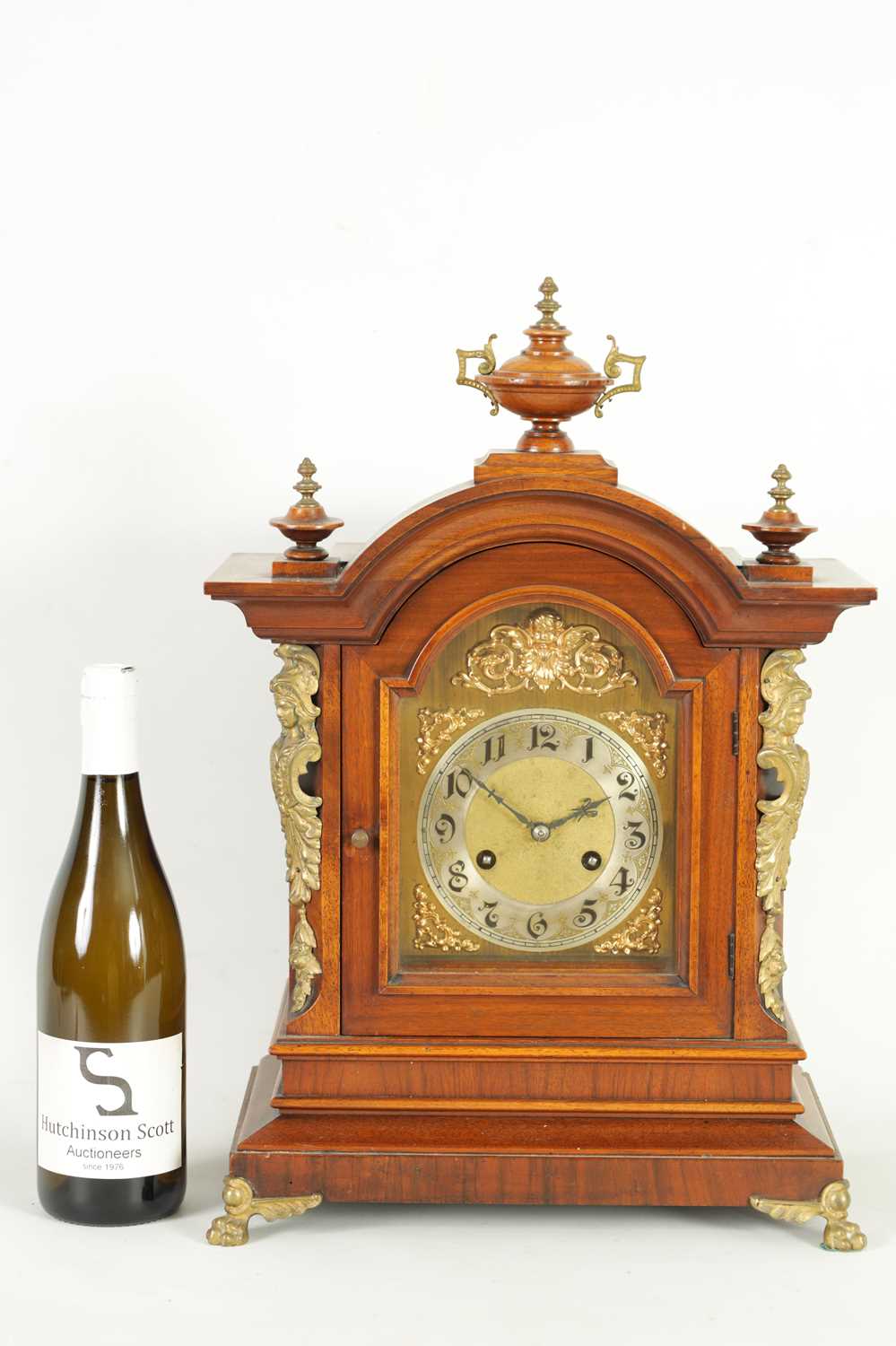 A LATE 19TH CENTURY GERMAN JUNGHANS WALNUT MANTEL CLOCK - Image 2 of 13