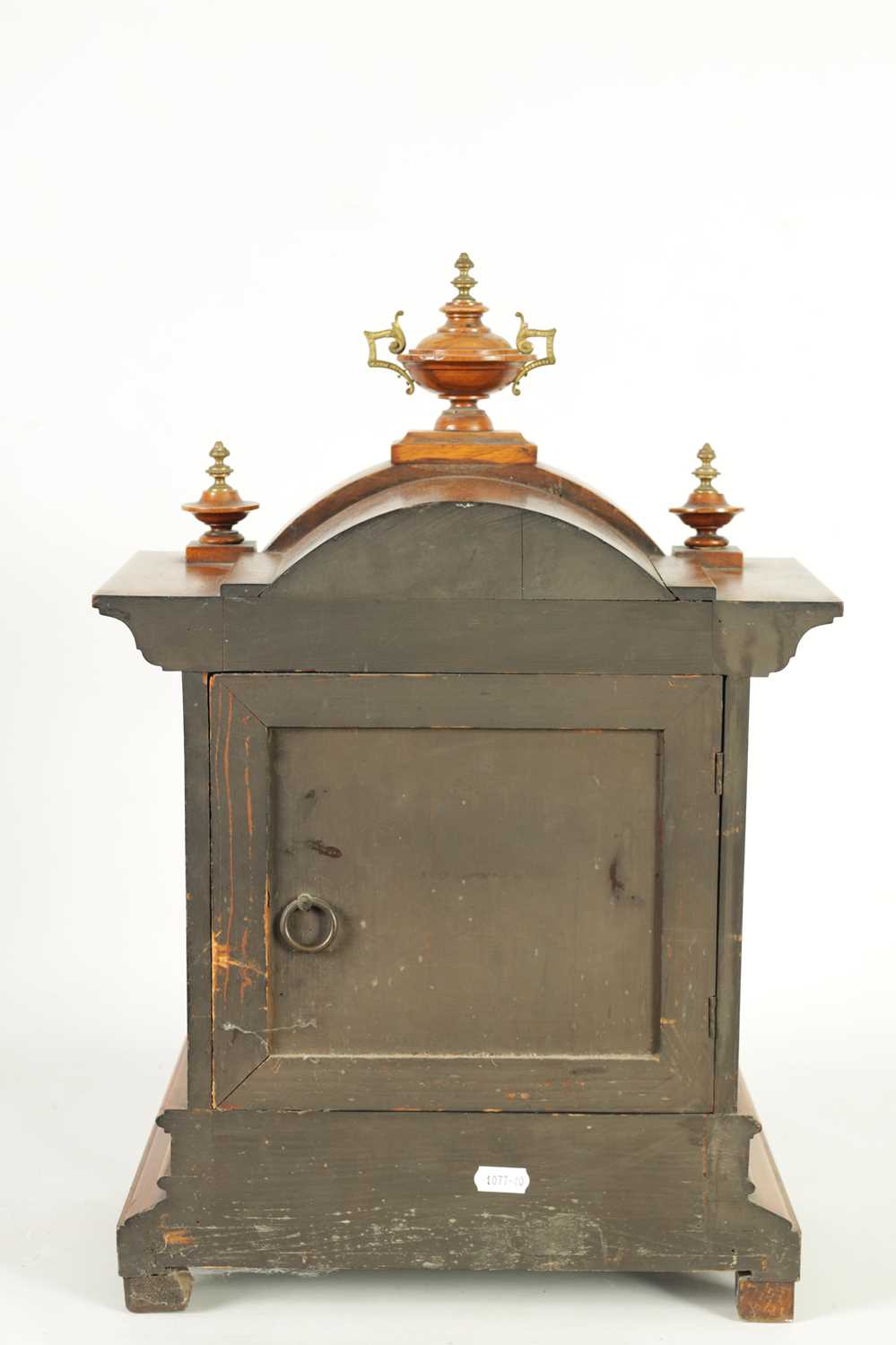 A LATE 19TH CENTURY GERMAN JUNGHANS WALNUT MANTEL CLOCK - Image 10 of 13