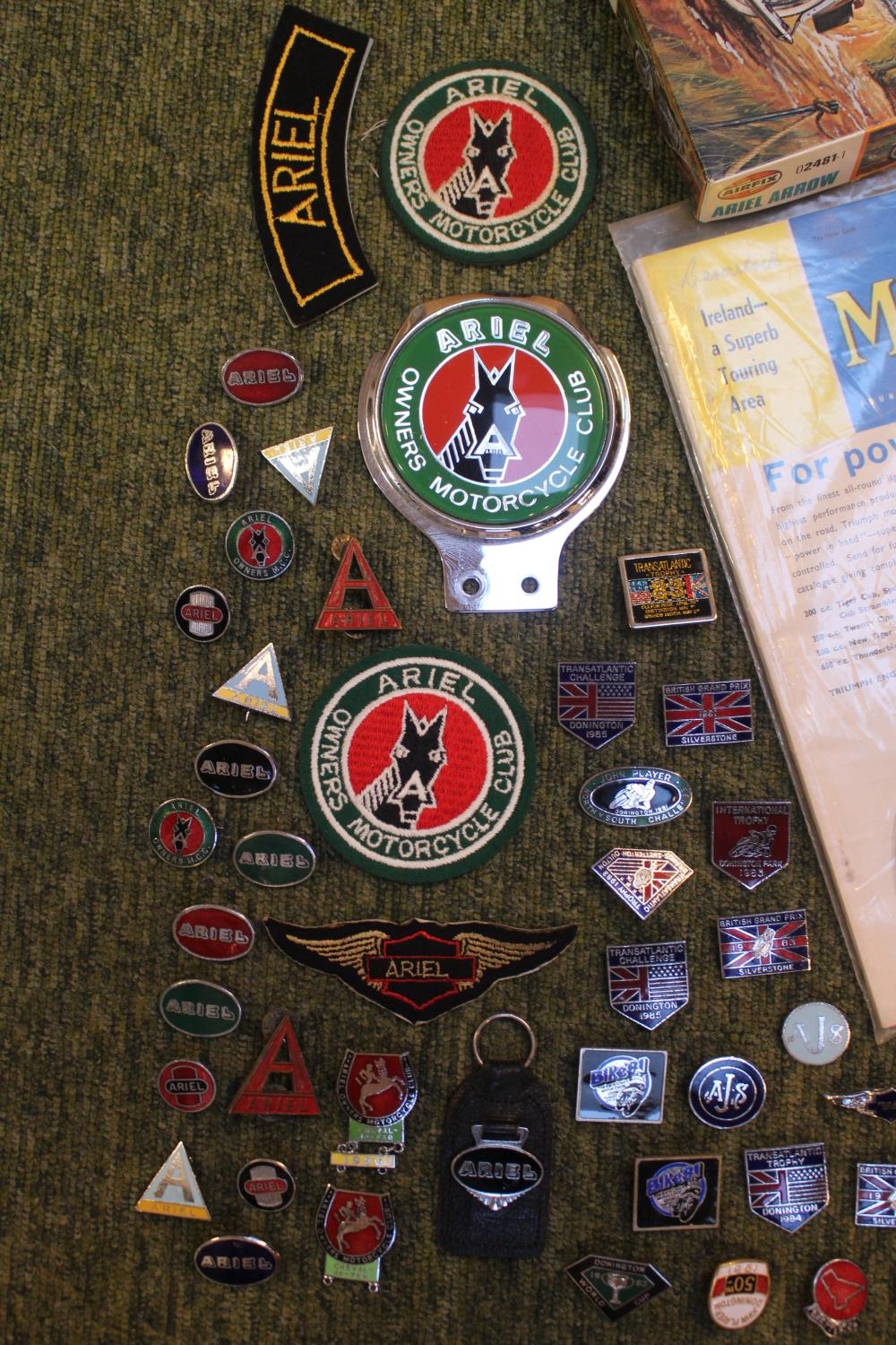 Collection of assorted Motorcycle related items inc,. Ephemera, Air Fix Model, Badges, Belt Buckles. - Image 3 of 5