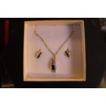 Good quality 9ct Gold Ladies Sapphire & Diamond Set Pendant and 18ct gold Earring Suite. 4.2g