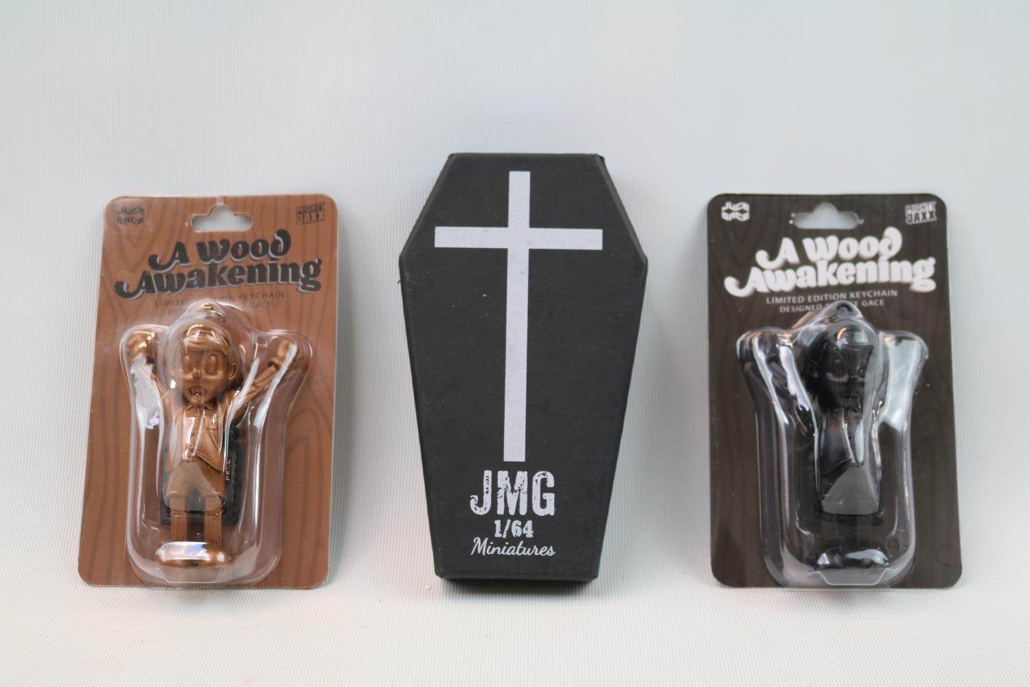 2 Juce Gace Mighty Jaxx A Wood Awakening Limited edition Keychain in Black and Rose Gold and a JMG - Image 2 of 5