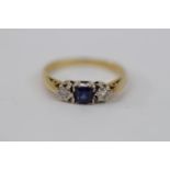 18ct Gold Sapphire & Diamond set ring Size K. 2.8g total weight