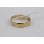 9ct Gold Wedding band Size U. 2g total weight
