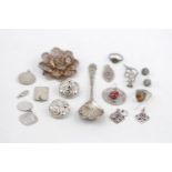 Collection of assorted Silver Jewellery inc. earrings, Foliate brooch etc