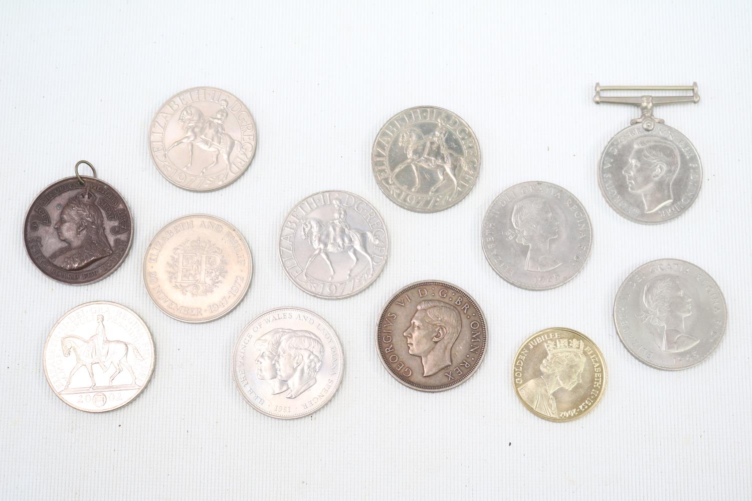 Collection of assorted Crowns and a WWII Defence Medal