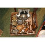 Box of assorted Bygones inc. Tankards, Brassware, Wooden Turned Gavels etc