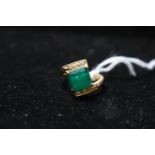 Ladies 14ct Gold Emerald and Diamond set ring Size O 4.9g total ring
