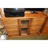 Good quality Oak Handmade unit of 8 Drawers with glazed central door