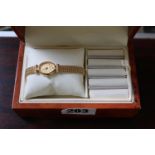 Ladies 9ct Gold Accurist wristwatch with fitted box