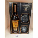 Glenmorangie Single Malt Whisky 10 Year Old & 2 Branded Whisky Glasses Gift Set