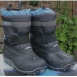 BRAND NEW - Meindl Snowflake Junior UK Size 11.5 Junior in Graphite & Blue Retail price £49.