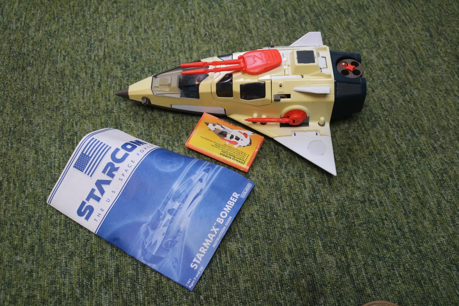 Boxed Star Wars Return of the Jedi Battle at Sarlacc's Pit Game and Boxed Starcom Starmax Bomber - Image 2 of 3