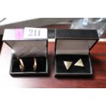 2 Pairs of 9ct Gold Earrings 6.5g total weight