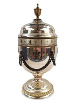 A Royal Commemorative Parcel Gilt Silver Clock, Mappin & Webb, London 1981, vase shape with rope