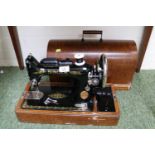 Oak Cased Singer Sewing machine