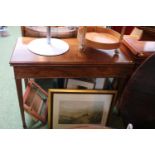 Victorian Mahogany Tea table on tapering legs