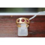 Gents 9ct Gold Almandine Garnet set ring 7.6g total weight Size T