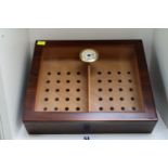 Good Quality sloping Cigar Humidor of with glass viewer complete