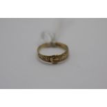 9ct Gold Buckle Ring Size R. 1.7g total weight