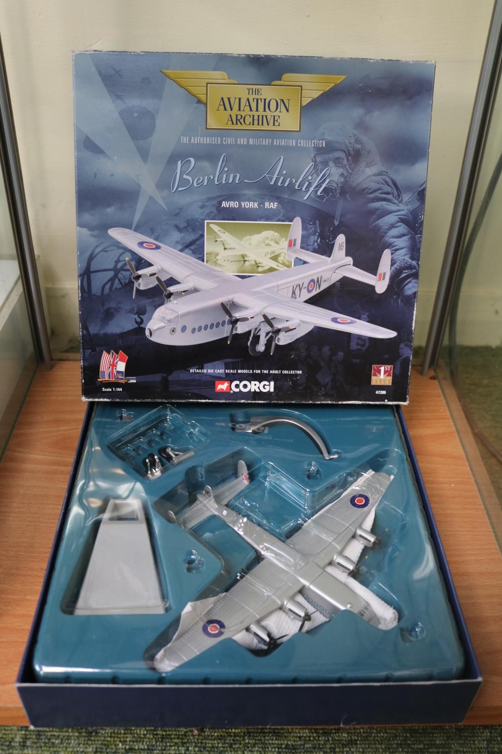 Corgi "The aviation archive" die cast model of an WW2 RAF Arvo York airplane.