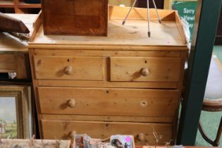 Late Victorian Pine Chest of 2 over 2 chairs with turned handles