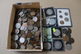 Collection of assorted 19thC and later British coinage including Pennies, £1 Note etc