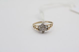 Ladies 9ct Gold CZ set cluster ring Size N. 1.5g total weight