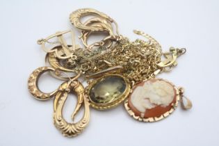 Collection of assorted 9ct and other jewellery inc. Cameo pendant, Hoop earrings, Oval Citrine