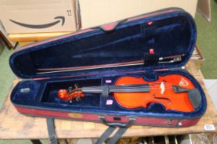 Stentor Music Co Ltd Violin with Bow and case