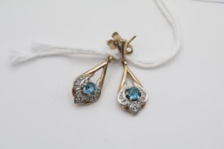 Pair of 9ct Gold Stone set drop earrings 2.5g total weight