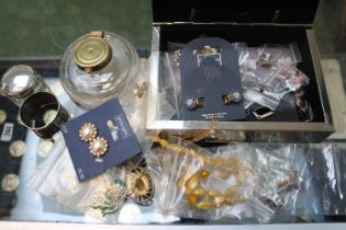 Collection of assorted Costume jewellery inc. Earrings, Brooches etc