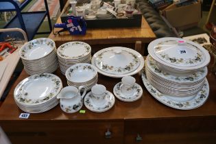 Royal Doulton Larchmont dinner service