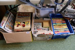 Large Collection of assorted Beano and other comics inc. Commando etc