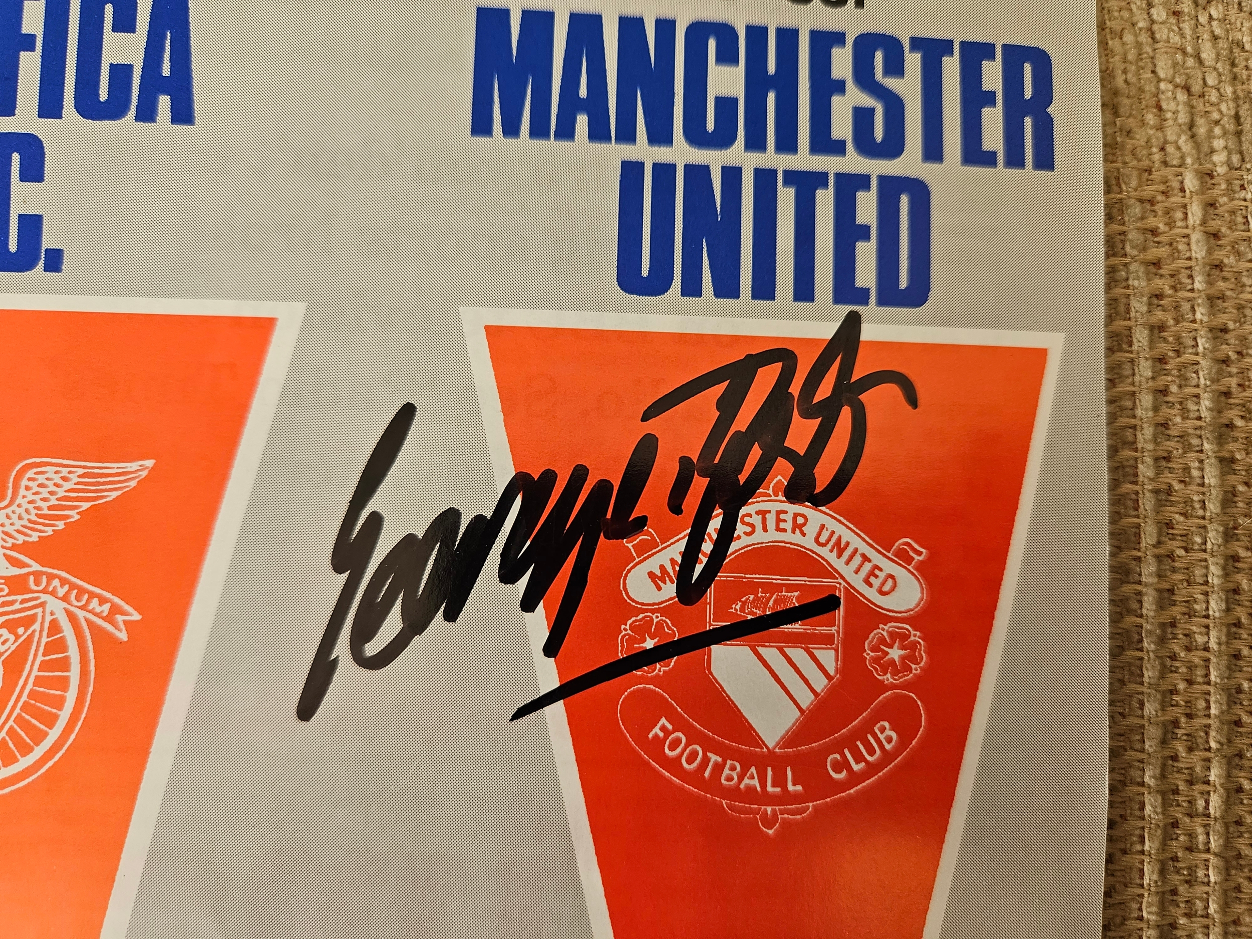 GEORGE BEST 1967 MATCH WORN MANCHESTER UNITED JERSEY AND A 1968 EUROPEAN CUP FINAL SIGNED - Image 9 of 14