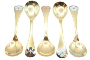 Set of 5 Georg Jensen Silver Gilt Christmas spoons for 1971, 1976, 1977 and 1981. 226g total weight
