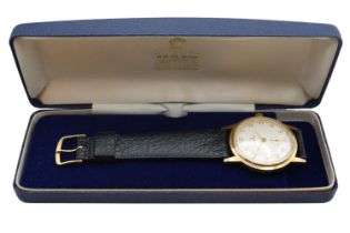 Garrards 17 Jewel 9ct Gents wristwatch with engraved reverse 34mm case within original case