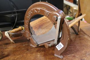 Rsaavad Vintage Bread Slicer