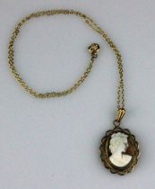 9ct Gold Necklace Suspending a Cameo Pendant Total weight 4.50gms. Total necklace length 38cm.