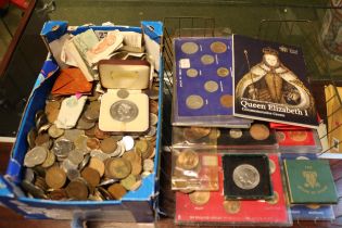 Large collection of assorted World Coins inc. Bank Notes etc
