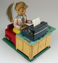 LINEMAR Japan Tin Toy Busy Secretary Typewriter 1950's. Vintage battery operated Japanese tin