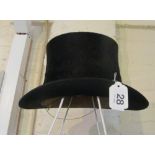 A top hat Geo. Leavey inside measurement 20cm x 16cm