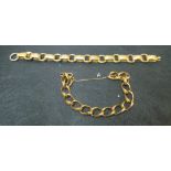 A group of 9ct gold and gold coloured jewellery bottom bracelet not gold