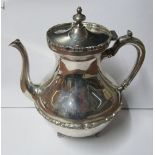 A silver teapot 29.4oz