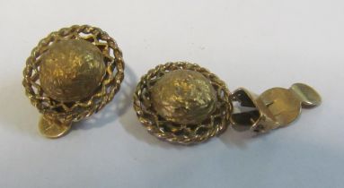 A pair of 9ct gold circular earrings et cetera