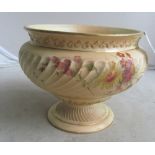 A Royal Worcester bowl cream ground handpainted flowers within gilt borders, Rd No.253409