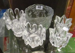 A bowl lovers in forest, pair vases and two glass bowls finger design