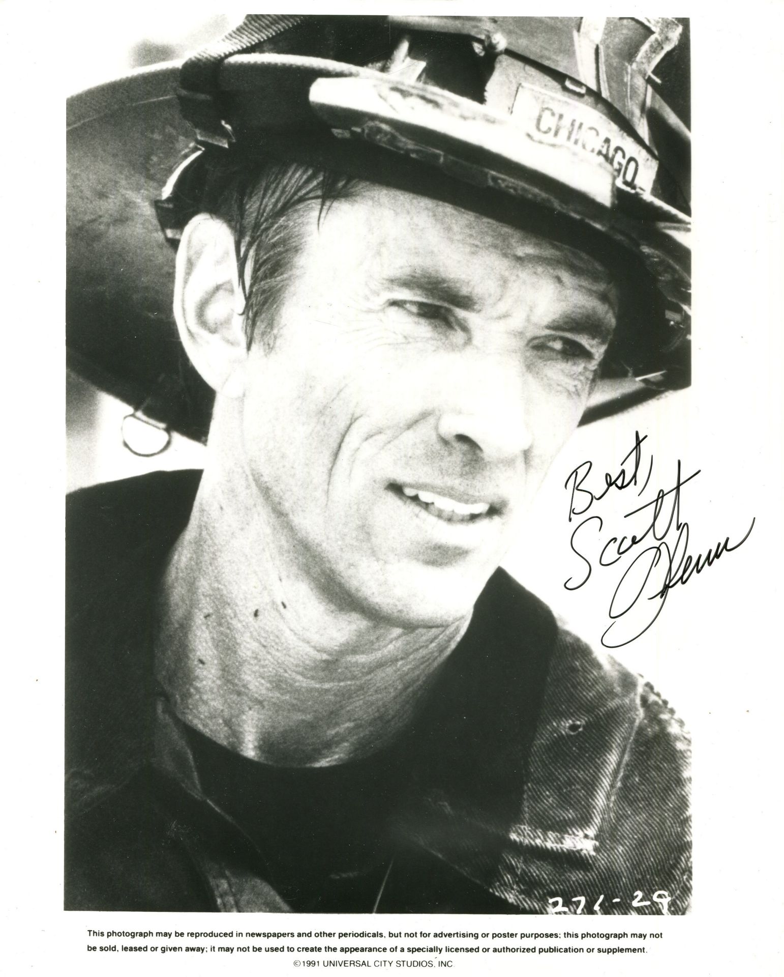 ACTORS: Small selection of signed 8 x 10 photographs by various film actors comprising John - Image 5 of 6