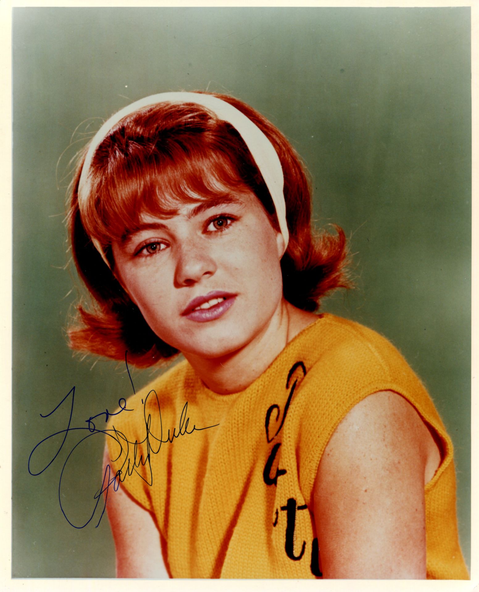 DUKE PATTY: (1946-2016) American actress, Academy Award winner. Signed colour 8 x 10 photograph of